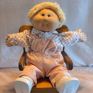Vintage 1984 Lemon Loop Girl With Blue Eyes- GUC
